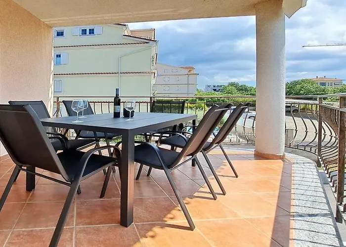 Апартаменты Vista 1 - With Sea View