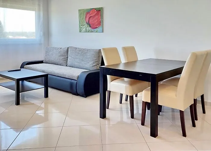 Апартаменты Vista 1 - With Sea View