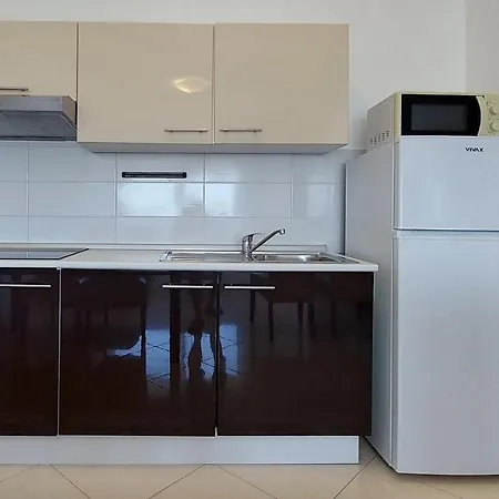 Vista 1 - With Sea View