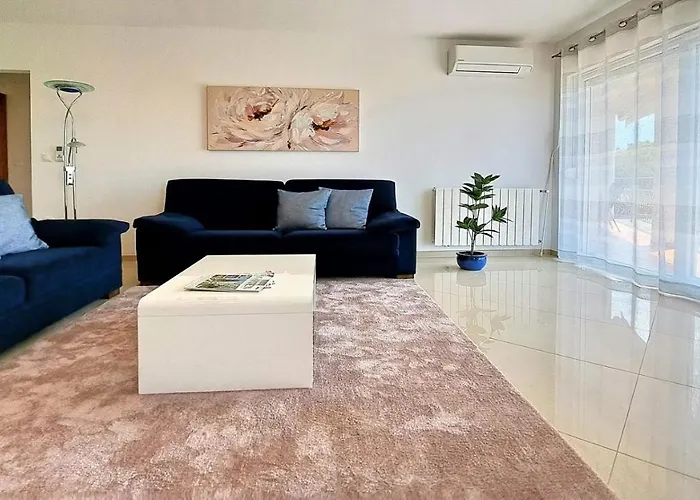 Vista 1 - With Sea View 아파트 포레치