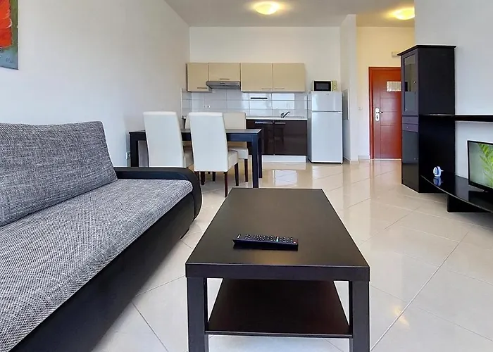 Vista 1 - With Sea View *